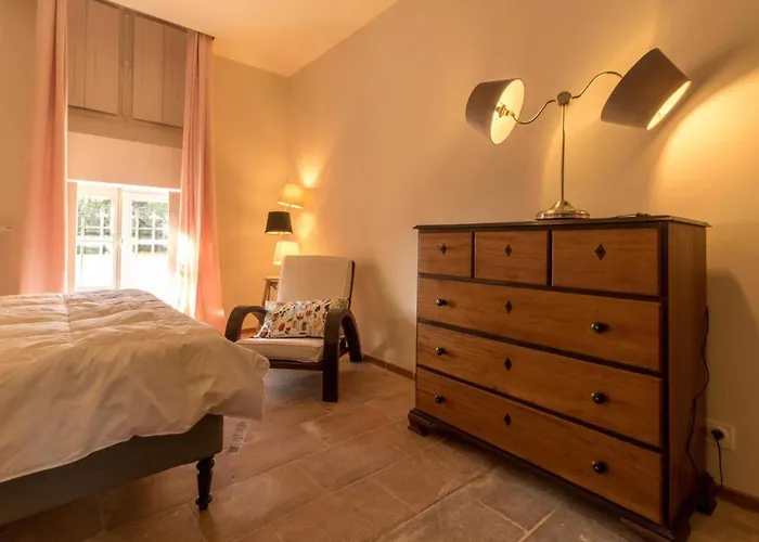 Les Hortensias Hébergement de vacances *